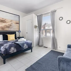 Bedroom In The Corso Italia Neighbourhood Toronto